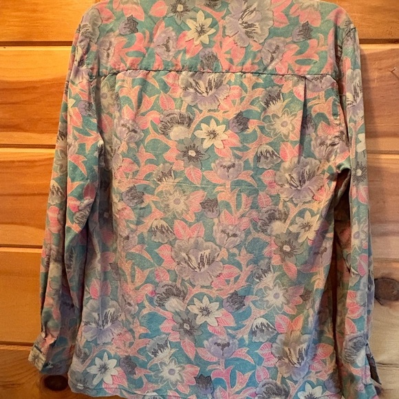 Diane Gilman Pink and Green Button Down Shirt Floral Design 100% silk - Picture 7 of 9